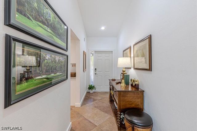 15450 Cedarwood LN 202, Naples, FL 34110