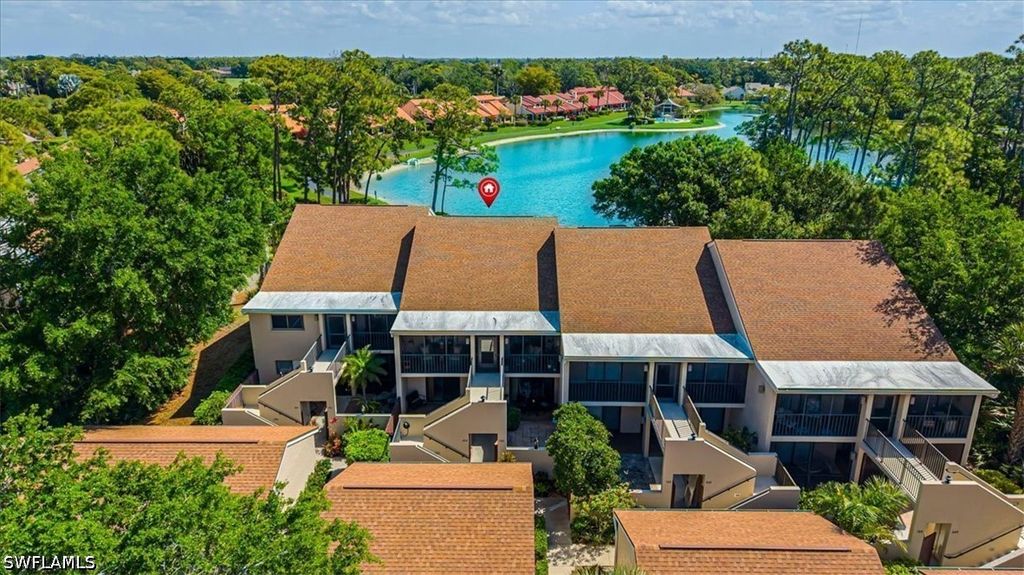 15450 Cedarwood LN 202, Naples, FL 34110