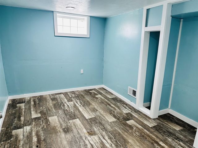 2174 S Getty Street, Muskegon, MI 49444
