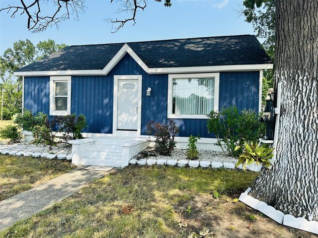 2174 S Getty Street, Muskegon, MI 49444
