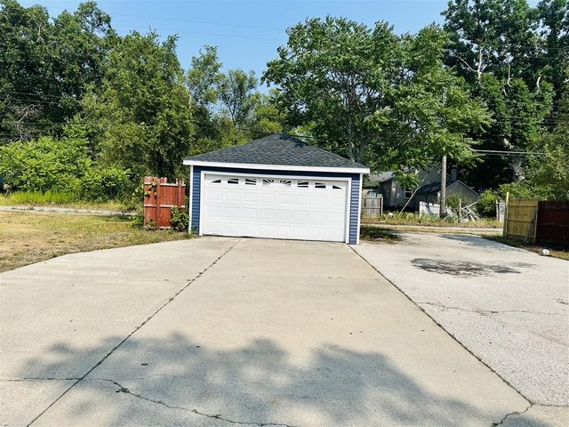 2174 S Getty Street, Muskegon, MI 49444