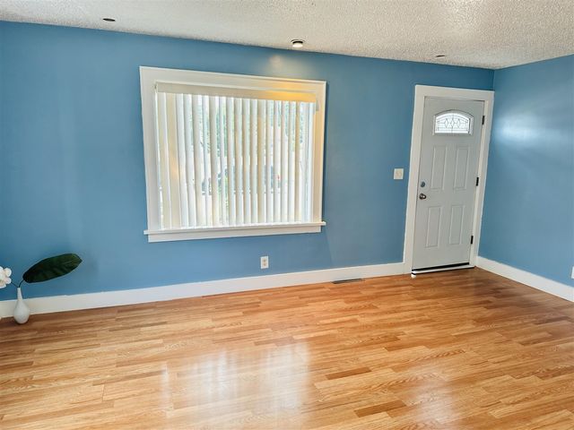 2174 S Getty Street, Muskegon, MI 49444