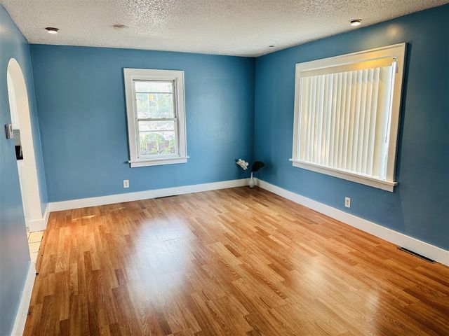 2174 S Getty Street, Muskegon, MI 49444