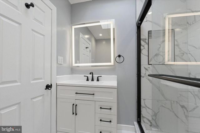 5623 N PARK AVE, Philadelphia, PA 19141