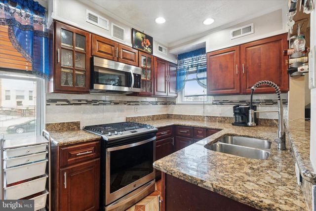 5623 N PARK AVE, Philadelphia, PA 19141