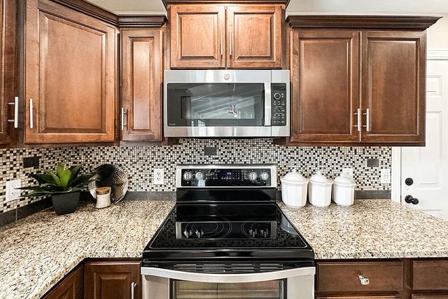 21895 GREEN VALLEY Avenue, Council Bluffs, IA 51503