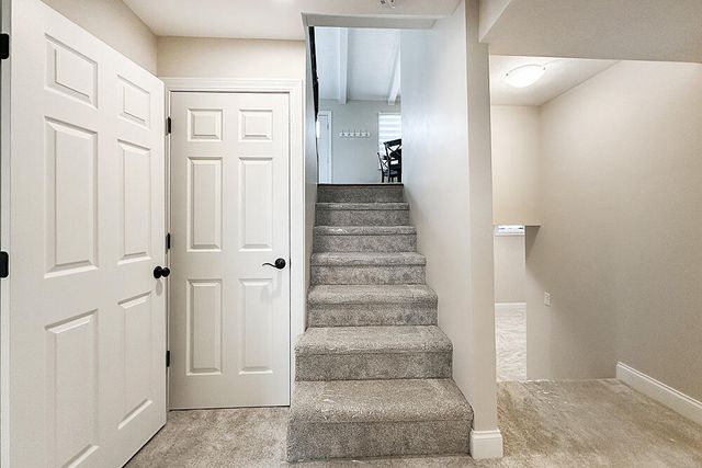 21895 GREEN VALLEY Avenue, Council Bluffs, IA 51503