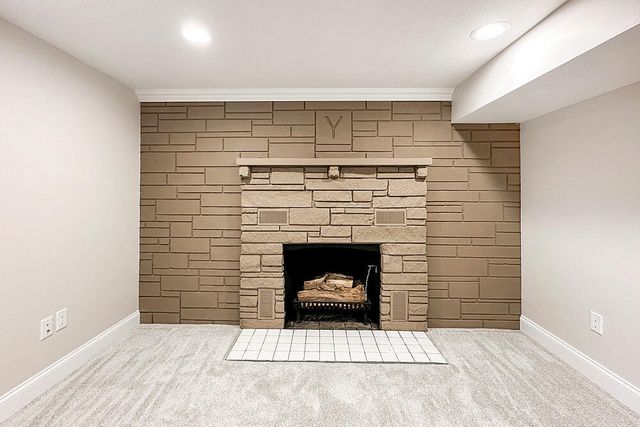 21895 GREEN VALLEY Avenue, Council Bluffs, IA 51503