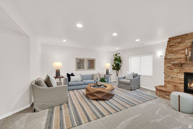 1578 W QUARTZ DR, South Jordan, UT 84095