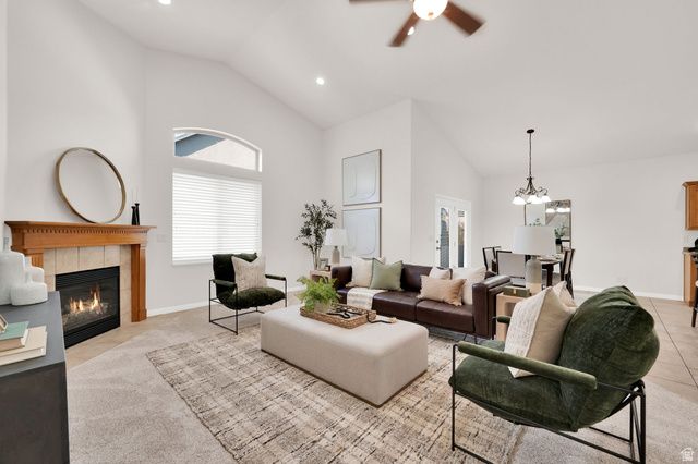 1578 W QUARTZ DR, South Jordan, UT 84095