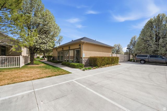 1578 W QUARTZ DR, South Jordan, UT 84095