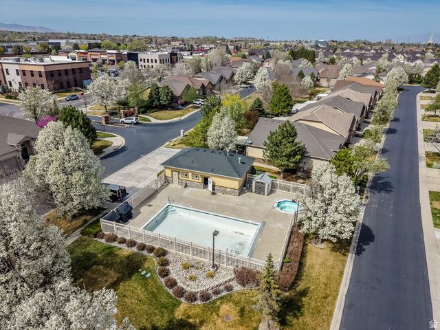 1578 W QUARTZ DR, South Jordan, UT 84095