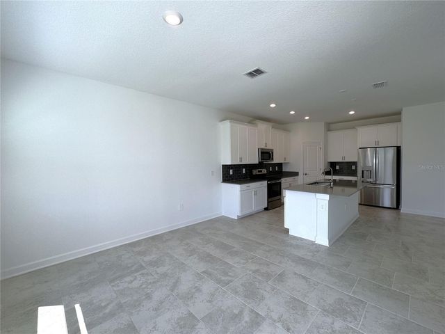 3067 CAMDEN WAY, Davenport, FL 33837