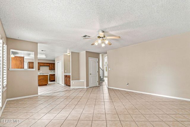 6076 LOS SIGLOS Drive, El Paso, TX 79912