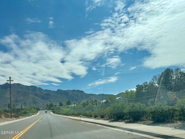 6076 LOS SIGLOS Drive, El Paso, TX 79912