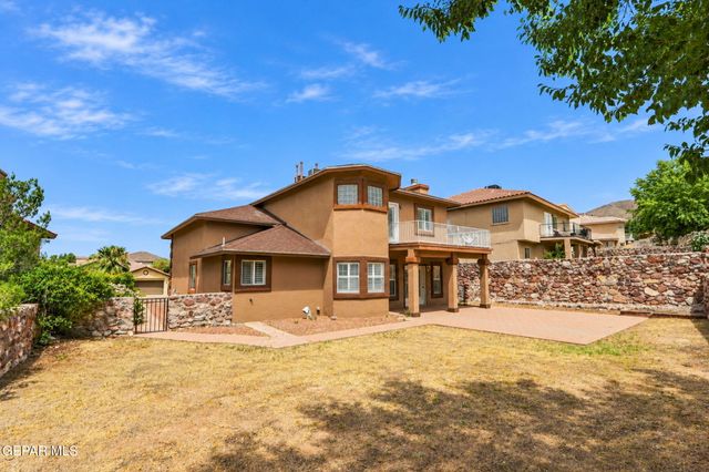 6076 LOS SIGLOS Drive, El Paso, TX 79912