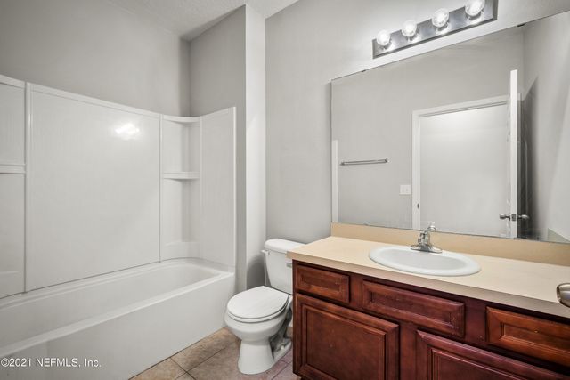 4920 KEY LIME Drive 304, Jacksonville, FL 32256