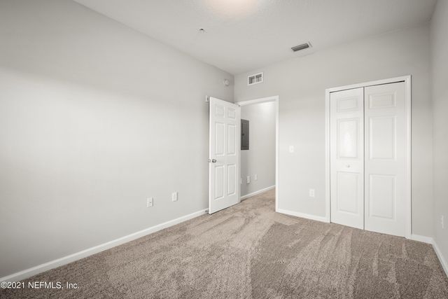 4920 KEY LIME Drive 304, Jacksonville, FL 32256