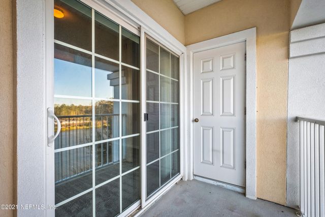 4920 KEY LIME Drive 304, Jacksonville, FL 32256