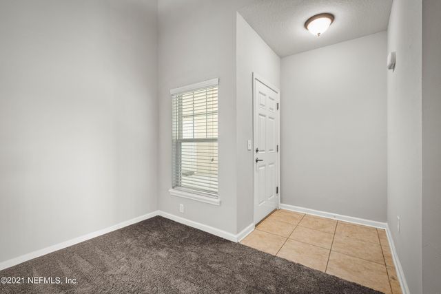 4920 KEY LIME Drive 304, Jacksonville, FL 32256