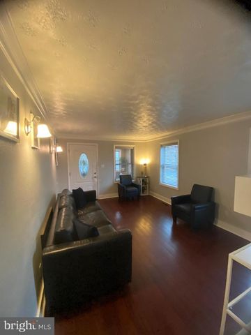 15 LEADBEATER ST, Alexandria, VA 22305