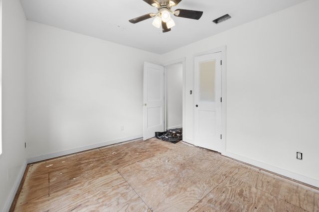 811 Keystone Dr, Clarksville, TN 37042