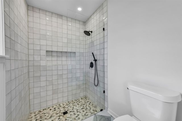 1617 Wavecrest Lane, Houston, TX 77062