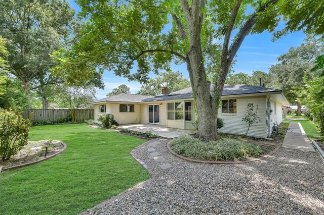 1617 Wavecrest Lane, Houston, TX 77062