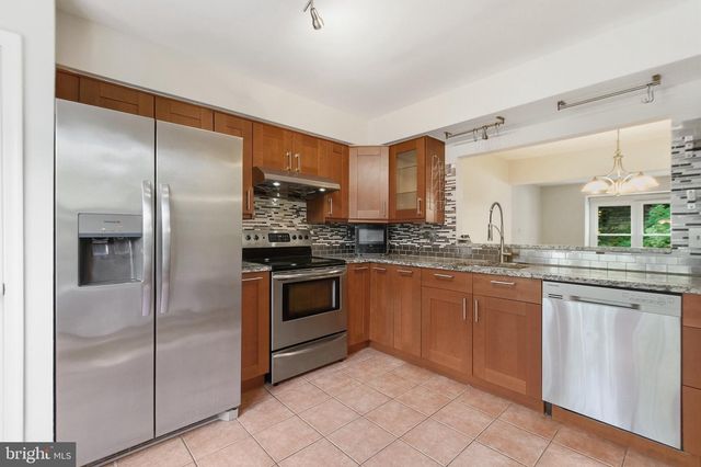 10800 DOUGLAS AVE, Silver Spring, MD 20902