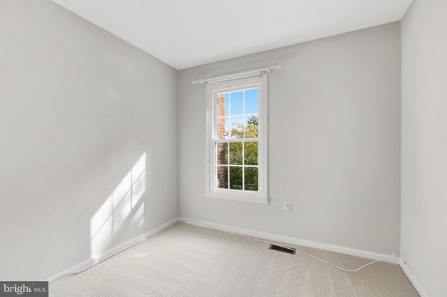 10800 DOUGLAS AVE, Silver Spring, MD 20902