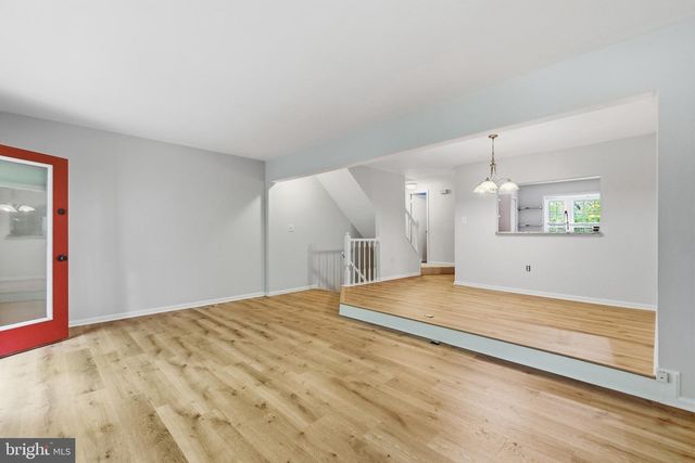 10800 DOUGLAS AVE, Silver Spring, MD 20902