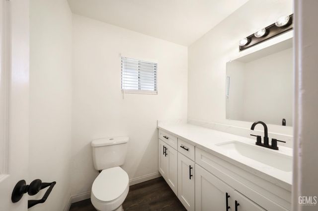 5108 Montecito Drive, Bakersfield, CA 93306
