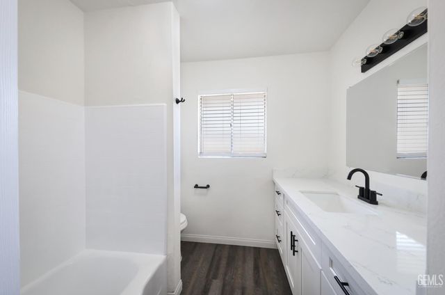 5108 Montecito Drive, Bakersfield, CA 93306