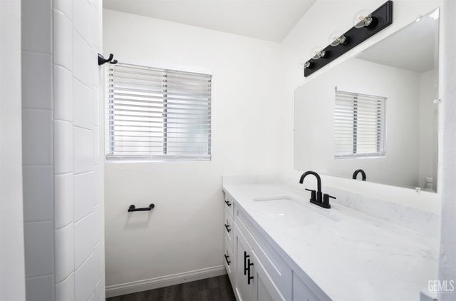 5108 Montecito Drive, Bakersfield, CA 93306