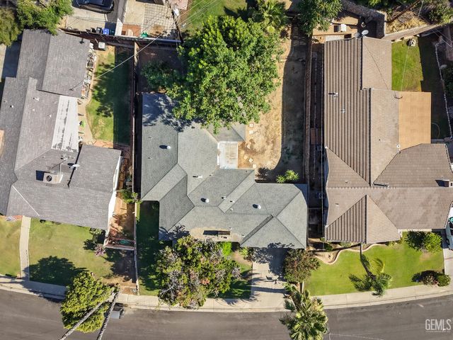 5108 Montecito Drive, Bakersfield, CA 93306