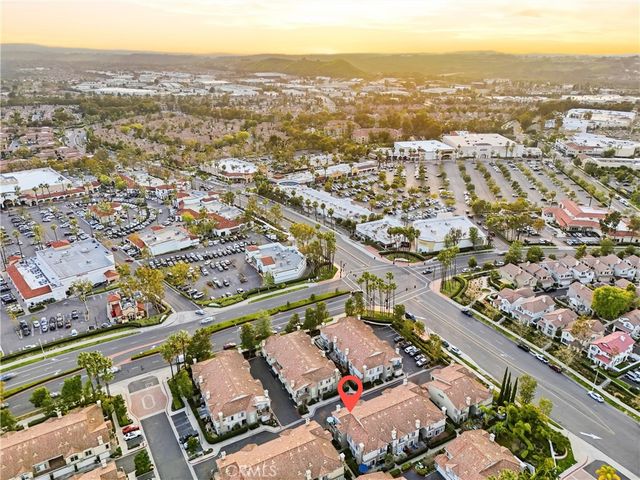 27 Via Barcelona, Rancho Santa Margarita, CA 92688