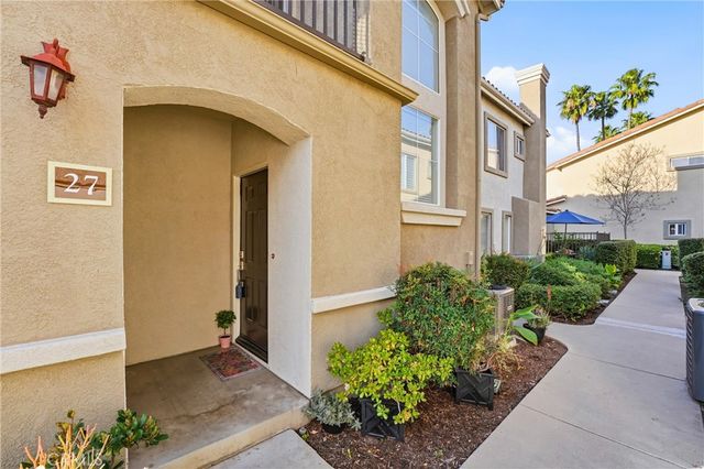 27 Via Barcelona, Rancho Santa Margarita, CA 92688