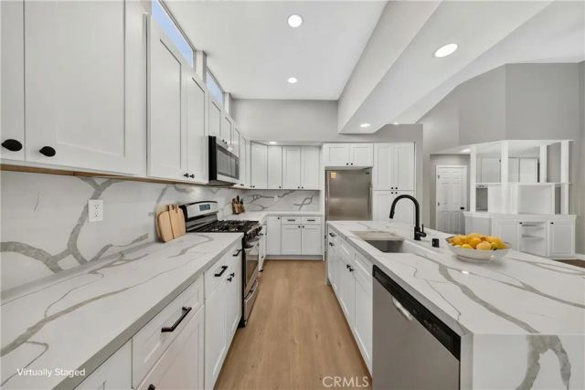 39394 Via Monserate, Murrieta, CA 92563