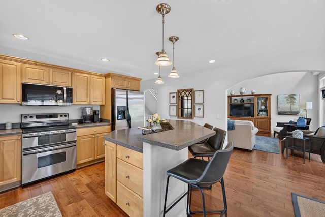 5480 Walden Bay Drive, Waunakee, WI 53597