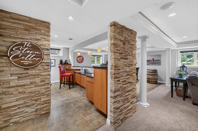 5480 Walden Bay Drive, Waunakee, WI 53597