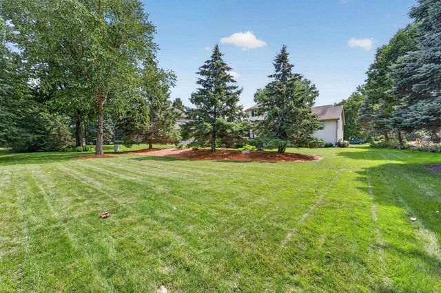 5480 Walden Bay Drive, Waunakee, WI 53597