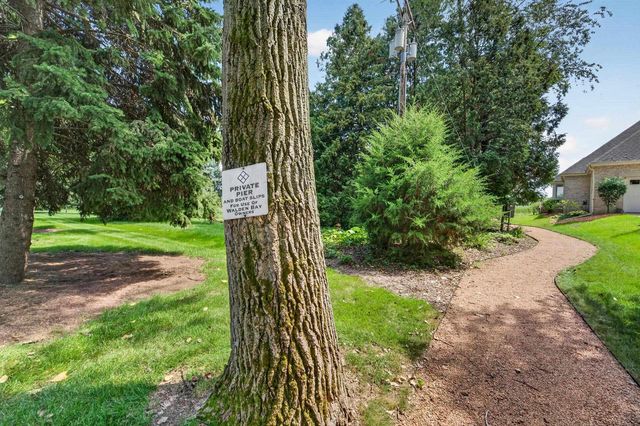 5480 Walden Bay Drive, Waunakee, WI 53597