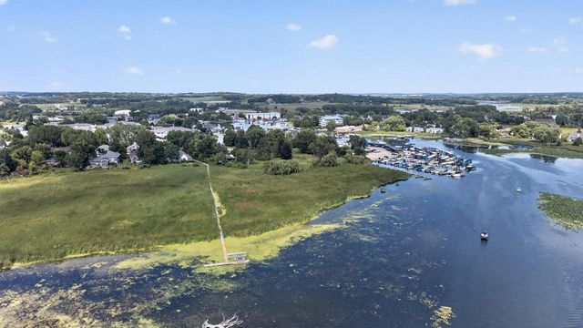 5480 Walden Bay Drive, Waunakee, WI 53597