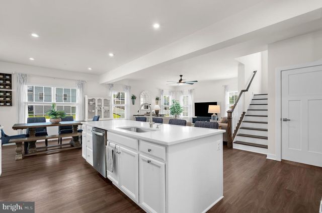 8308 LEGACY CIR, Chesapeake Beach, MD 20732
