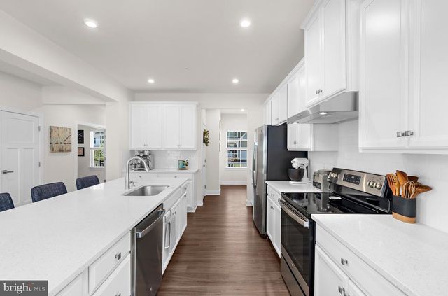 8308 LEGACY CIR, Chesapeake Beach, MD 20732