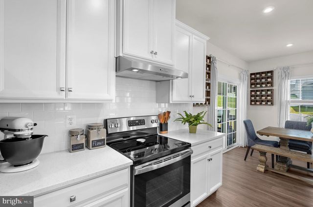 8308 LEGACY CIR, Chesapeake Beach, MD 20732