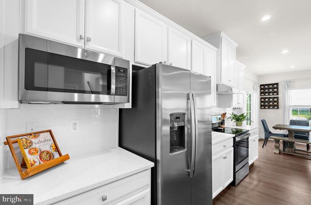 8308 LEGACY CIR, Chesapeake Beach, MD 20732