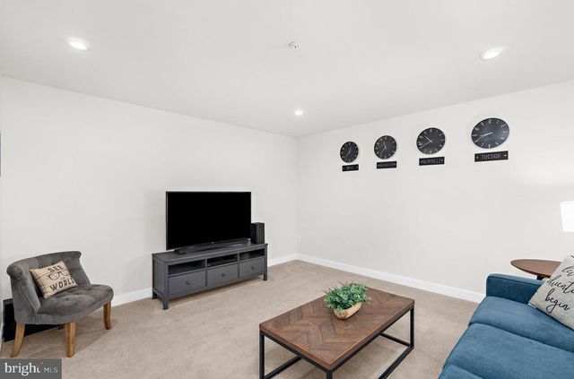 8308 LEGACY CIR, Chesapeake Beach, MD 20732