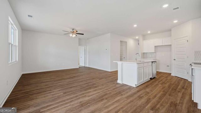 332 Moosehead Trail, Hoschton, GA 30548