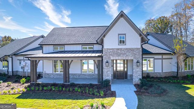 332 Moosehead Trail, Hoschton, GA 30548